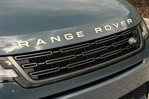 Land Rover Range Rover Evoque 1.5 P270e 12.17kWh Hoxton Edition Auto 4WD Euro 6 (s/s) 5dr Thumbnail #43
