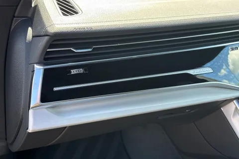 KY26CJE Audi Q8 SUV S line TDI quattro 286 PS tiptronic Thumbnail #35