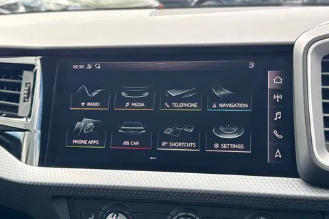 16 of 47 for Audi A1 Sport 30 TFSI 116 PS 6-speed