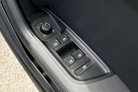 25 of 47 for Audi A1 Sport 30 TFSI 116 PS 6-speed