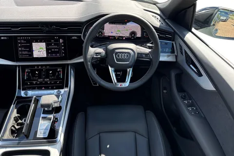 KR26HVB Audi Q8 SUV S line TFSI quattro 340 PS tiptronic Thumbnail #19
