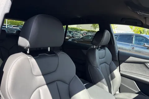 KR26HVB Audi Q8 SUV S line TFSI quattro 340 PS tiptronic Thumbnail #25
