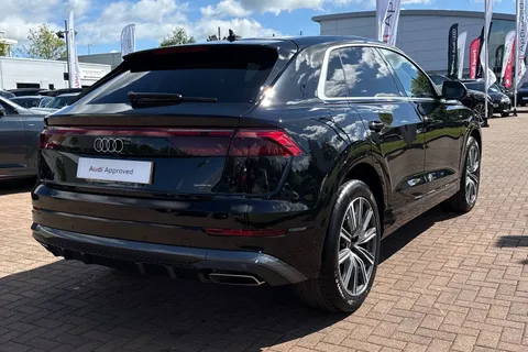 KR26HVB Audi Q8 SUV S line TFSI quattro 340 PS tiptronic Thumbnail #28