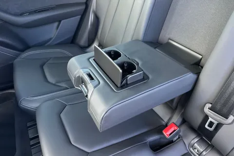 KR26HVB Audi Q8 SUV S line TFSI quattro 340 PS tiptronic Thumbnail #38