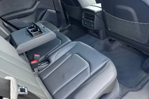 KR26HVB Audi Q8 SUV S line TFSI quattro 340 PS tiptronic Thumbnail #42