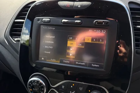 MJ67TKO Renault Captur 0.9 TCE 90 Dynamique S Nav 5dr Thumbnail #34