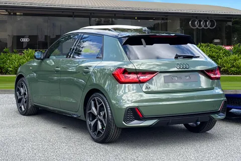  Audi A1 1.5 TFSI 35 Black Edition Sportback S Tronic Euro 6 (s/s) 5dr Thumbnail #3