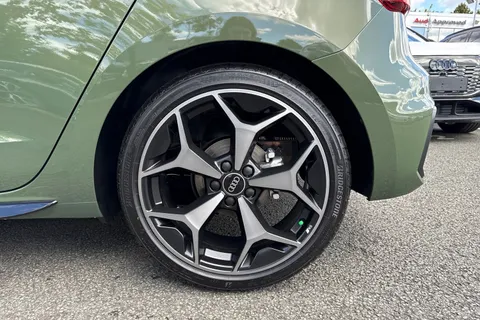  Audi A1 1.5 TFSI 35 Black Edition Sportback S Tronic Euro 6 (s/s) 5dr Thumbnail #12