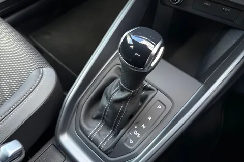  Audi A1 1.5 TFSI 35 Black Edition Sportback S Tronic Euro 6 (s/s) 5dr Thumbnail #23