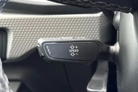  Audi A1 1.5 TFSI 35 Black Edition Sportback S Tronic Euro 6 (s/s) 5dr Thumbnail #45