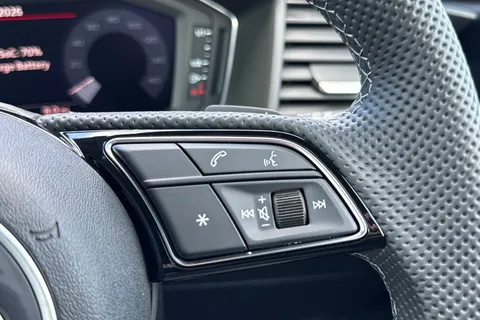  Audi A1 1.5 TFSI 35 Black Edition Sportback S Tronic Euro 6 (s/s) 5dr Thumbnail #50