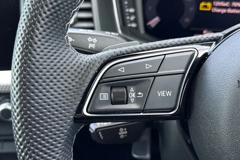  Audi A1 1.5 TFSI 35 Black Edition Sportback S Tronic Euro 6 (s/s) 5dr Thumbnail #51