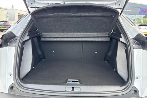 6 of 66 for PEUGEOT e-2008 50kWh Allure Auto 5dr (7kW Charger)