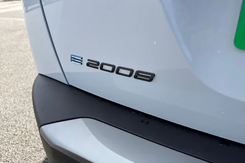34 of 66 for PEUGEOT e-2008 50kWh Allure Auto 5dr (7kW Charger)