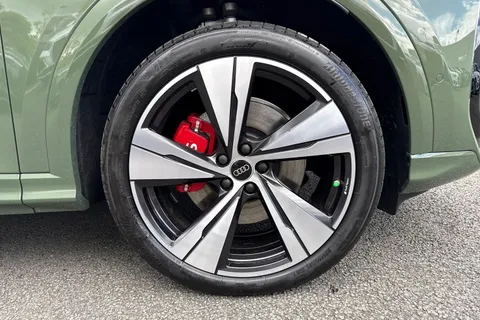  Audi SQ5 3.0 TFSI S Vorsprung S Tronic quattro Euro 6 (s/s) 5dr Thumbnail #10