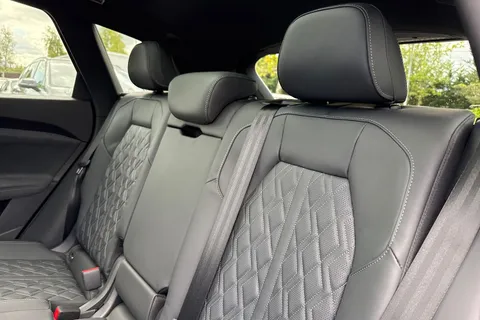  Audi SQ5 3.0 TFSI S Vorsprung S Tronic quattro Euro 6 (s/s) 5dr Thumbnail #19