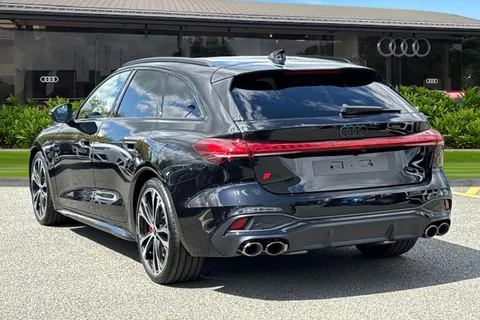 Audi S5 Avant 3.0 TFSI Black Edition S Tronic quattro Euro 6 (s/s) 5dr Thumbnail #2