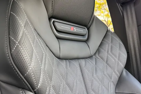 Audi S5 Avant 3.0 TFSI Black Edition S Tronic quattro Euro 6 (s/s) 5dr Thumbnail #32