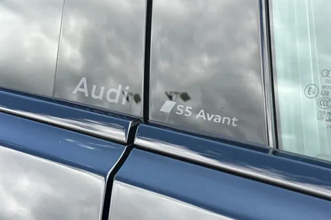 Audi S5 Avant 3.0 TFSI Black Edition S Tronic quattro Euro 6 (s/s) 5dr Thumbnail #44