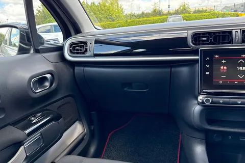 20 of 63 for Citroën C3 1.2 PureTech Feel Euro 6 5dr