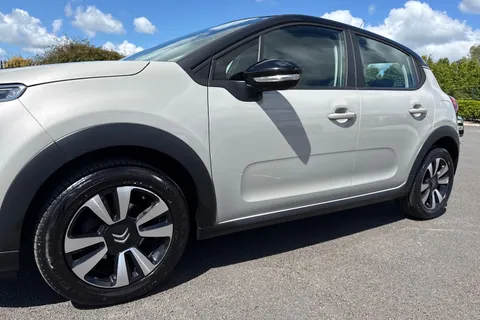 28 of 63 for Citroën C3 1.2 PureTech Feel Euro 6 5dr