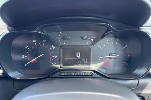 38 of 63 for Citroën C3 1.2 PureTech Feel Euro 6 5dr