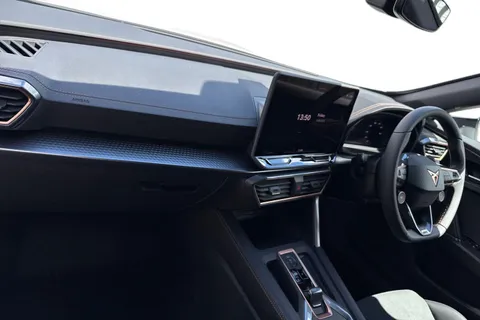 15 of 43 for CUPRA Formentor 1.5 eTSI V2 DSG Euro 6 (s/s) 5dr