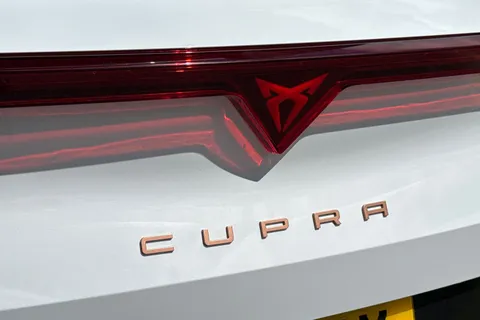 29 of 43 for CUPRA Formentor 1.5 eTSI V2 DSG Euro 6 (s/s) 5dr