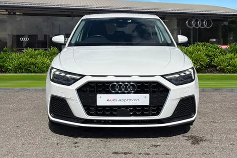 6 of 50 for Audi A1 Sport 30 TFSI 116 PS 6-speed