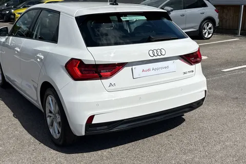 8 of 50 for Audi A1 Sport 30 TFSI 116 PS 6-speed