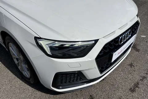 9 of 50 for Audi A1 Sport 30 TFSI 116 PS 6-speed