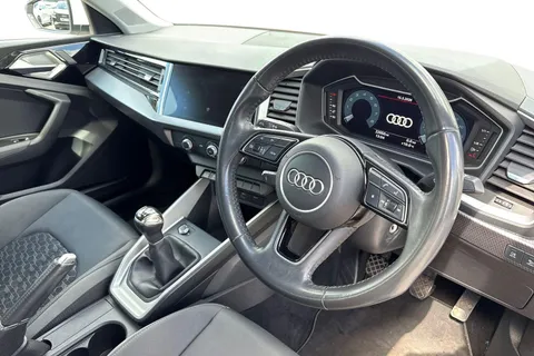 14 of 50 for Audi A1 Sport 30 TFSI 116 PS 6-speed