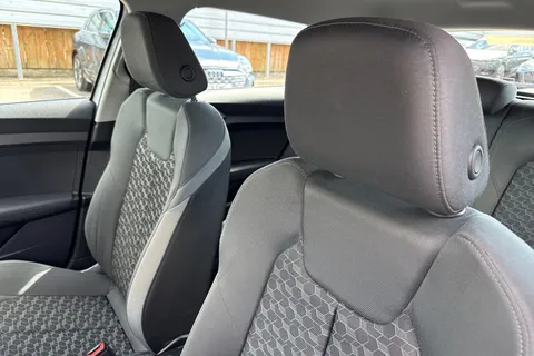 24 of 50 for Audi A1 Sport 30 TFSI 116 PS 6-speed
