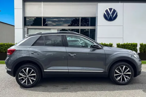 3 of 57 for VOLKSWAGEN T-ROC 1.0 TSI SEL 5dr