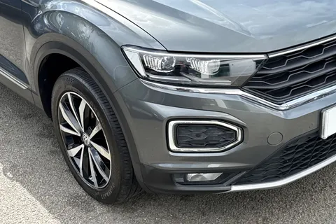 9 of 57 for VOLKSWAGEN T-ROC 1.0 TSI SEL 5dr
