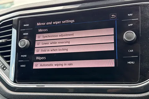 36 of 57 for VOLKSWAGEN T-ROC 1.0 TSI SEL 5dr