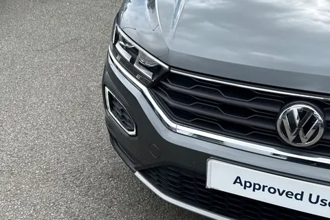 49 of 57 for VOLKSWAGEN T-ROC 1.0 TSI SEL 5dr
