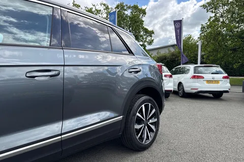 51 of 57 for VOLKSWAGEN T-ROC 1.0 TSI SEL 5dr