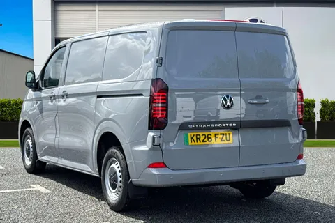 KR26FZU Volkswagen E-Transporter T32 65kWh Commerce Plus Auto RWD SWB 5dr Thumbnail #3