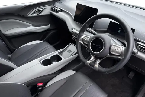 DU26VGR BYD Dolphin Surf 115kW Comfort 43kWh 5dr Auto Thumbnail #8