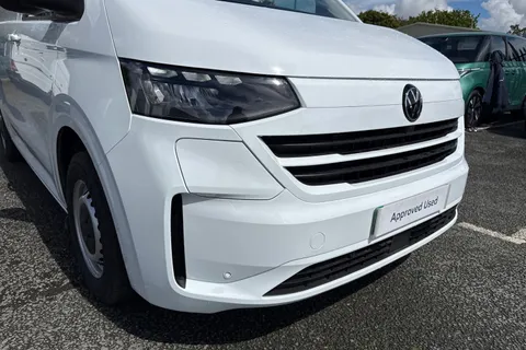 KR26GDX Volkswagen E-Transporter T32 65kWh Commerce Plus Auto RWD SWB 5dr Thumbnail #10