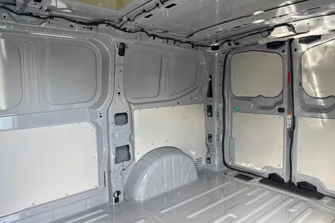 KR26FZU Volkswagen E-Transporter T32 65kWh Commerce Plus Auto RWD SWB 5dr Thumbnail #20