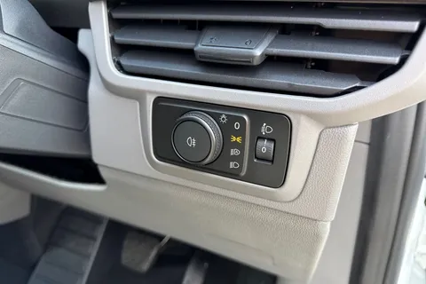 KR26GDX Volkswagen E-Transporter T32 65kWh Commerce Plus Auto RWD SWB 5dr Thumbnail #29
