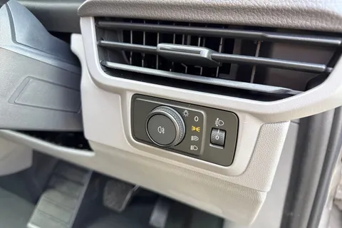 KR26FZU Volkswagen E-Transporter T32 65kWh Commerce Plus Auto RWD SWB 5dr Thumbnail #28