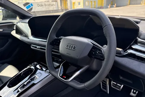  Audi A5 2.0 TFSI Edition 1 Saloon S Tronic Euro 6 (s/s) 5dr Thumbnail #45