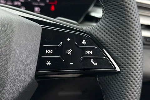  Audi A5 2.0 TFSI Edition 1 Saloon S Tronic Euro 6 (s/s) 5dr Thumbnail #54