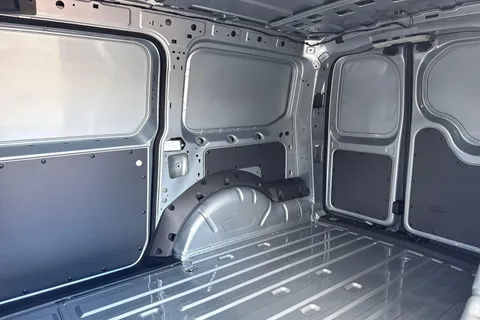 BD26TZW Volkswagen Caddy 2.0 TDI 102PS Commerce Pro Van [Tech Pack] Thumbnail #30