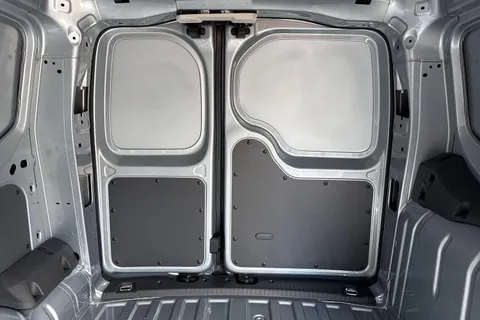 BD26TZW Volkswagen Caddy 2.0 TDI 102PS Commerce Pro Van [Tech Pack] Thumbnail #33