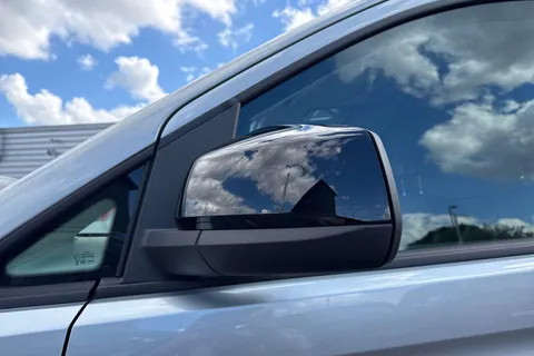 BD26TZW Volkswagen Caddy 2.0 TDI 102PS Commerce Pro Van [Tech Pack] Thumbnail #41