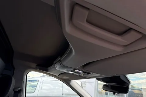 BD26TZW Volkswagen Caddy 2.0 TDI 102PS Commerce Pro Van [Tech Pack] Thumbnail #54